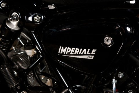 Imperiale 400 9