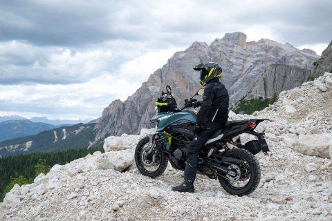 TRK 902 Xplorer 24